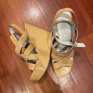 Wedges Vera Wang